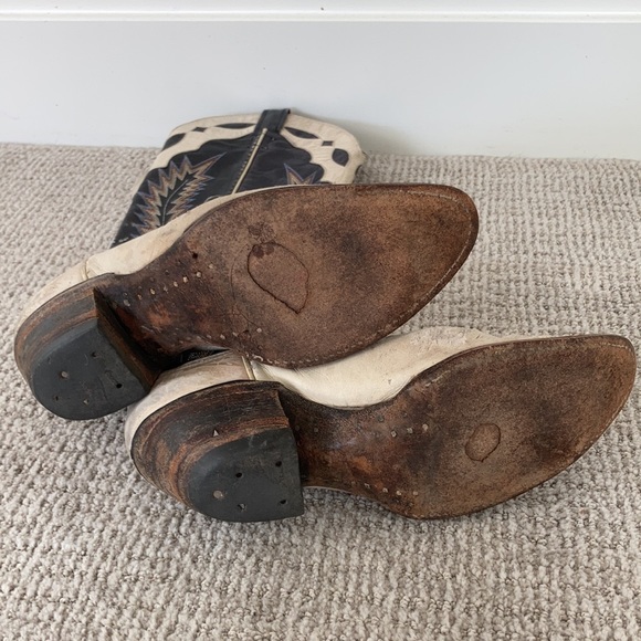 Vintage tall leather cowboy boots - Picture 2 of 4